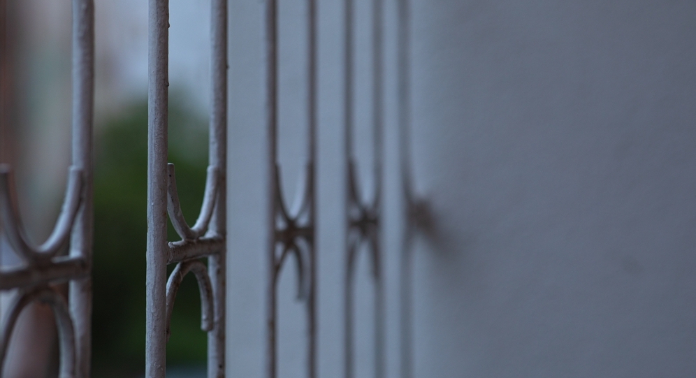 are home security bars safe